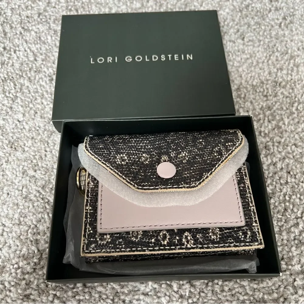 ❄️ Winter Sale! ❄️ LOGO by Lori Goldstein Embossed Small Wallet RIFD